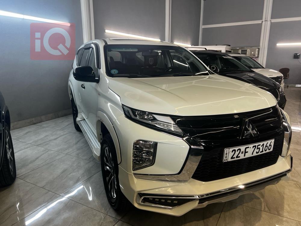 Mitsubishi Montero Sport
